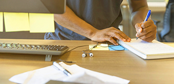 &iquest;Cómo contratar con la empresa?